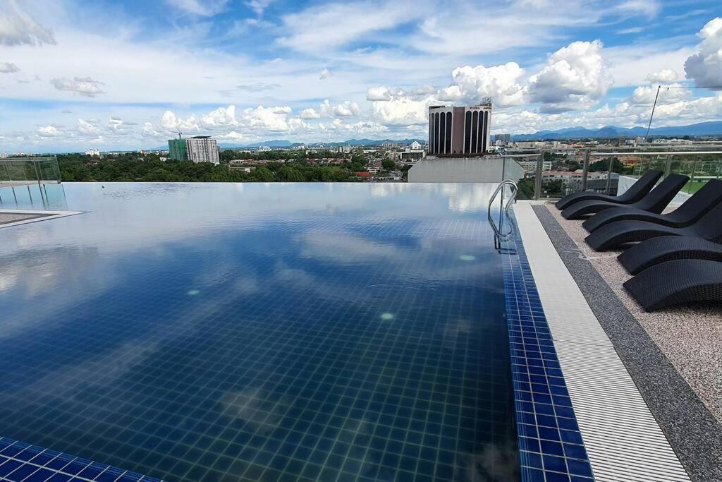 Kozi Square New Sgh Cozy Home Lv5B Kuching Exterior photo